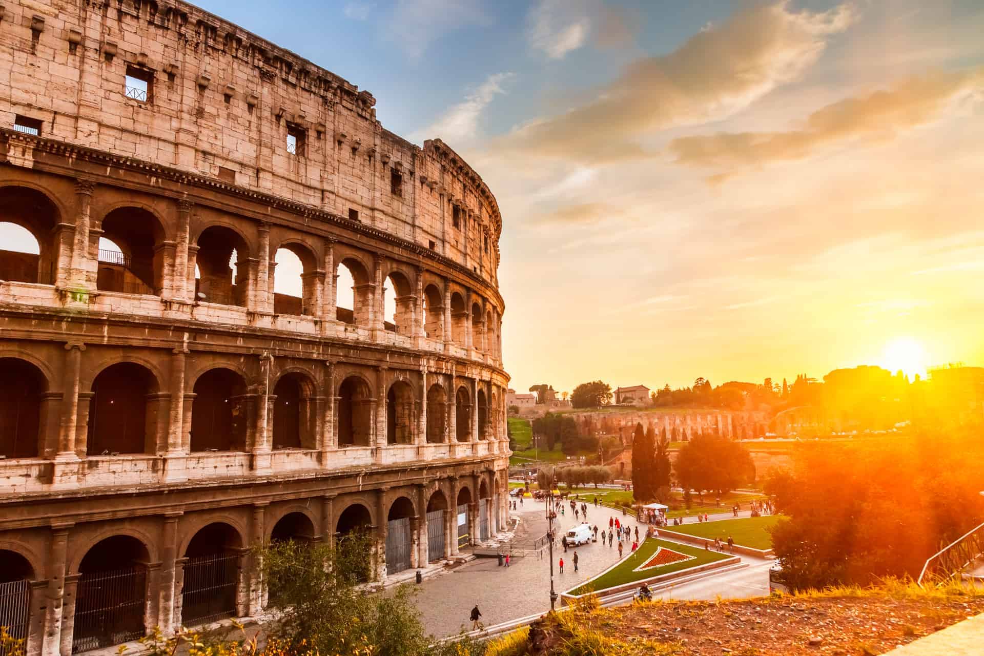 Willkommen im Herzen des antiken Rom: Kommen Sie und besuchen Sie das majestätische Colosseum!